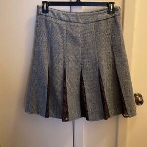 Gently worn skirt